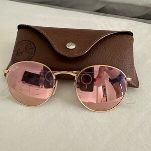 RAY BAN ROUND FLAT LENSES (POLISHED GOLD & PINK)